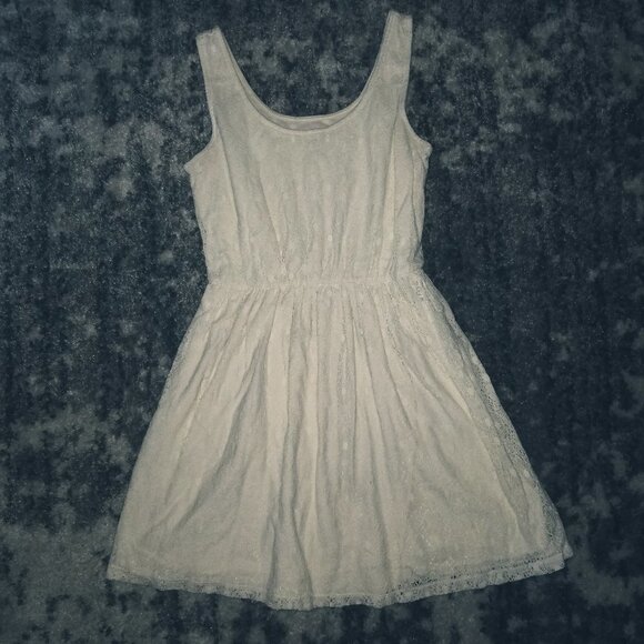 Mossimo Lace Mini Dress EUC - Picture 1 of 5